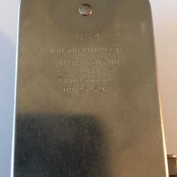 Vintage Singer Buttonholer No. 160506 - Picture 14 of 16